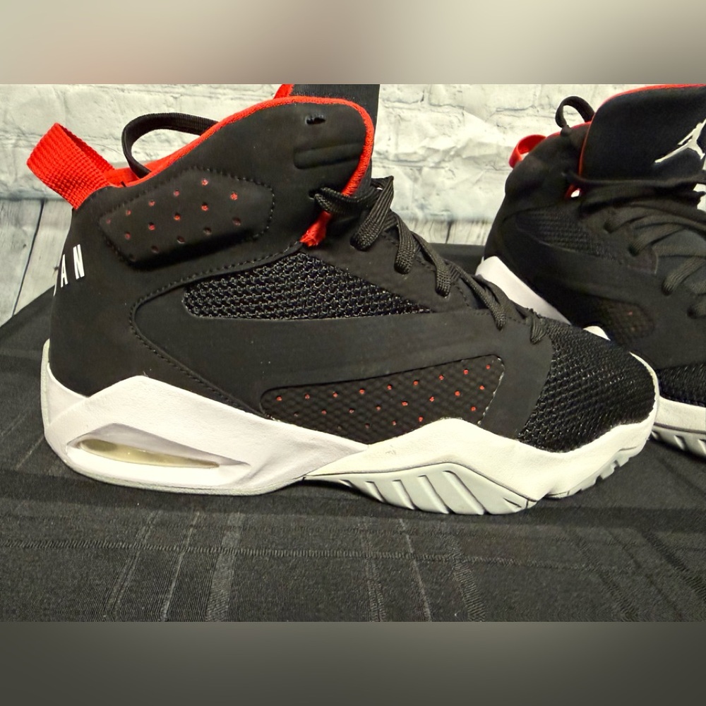 JORDAN LIFT OFF MIDTOP MENS 8.5